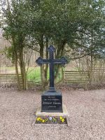 Edvard Larsen 1849 Mindesten.jpg