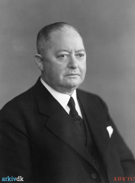 Fil:B80006 - Joh Bach - 1937.jpg